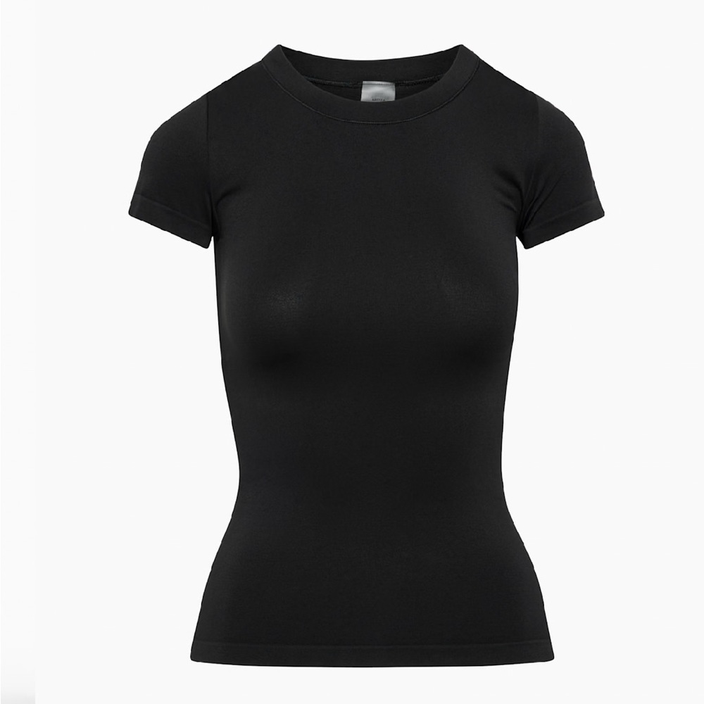 Aritzia Sunday Best - Willow SinchSeamless Tee in Black NWT